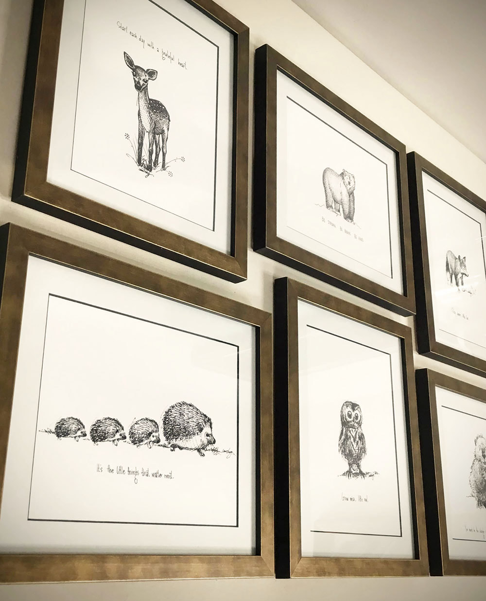 Le Frame Shoppe Blog | A guideline to a classic gallery wall